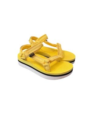 Teva Flatform Universal Mesh Sandal Limelight